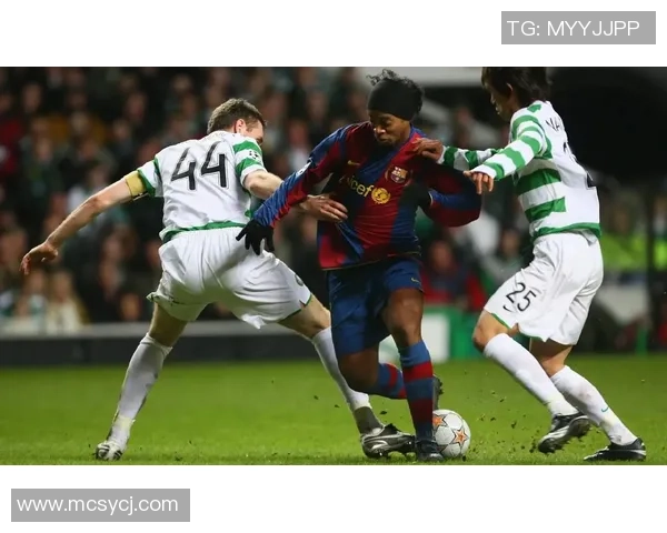 足球明星莫伦斯的职业生涯与成就全面解析